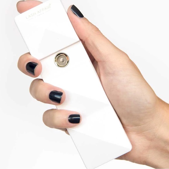 LASH AFFAIR,  Professional Lash Extension Kit - Picture 7 of 10